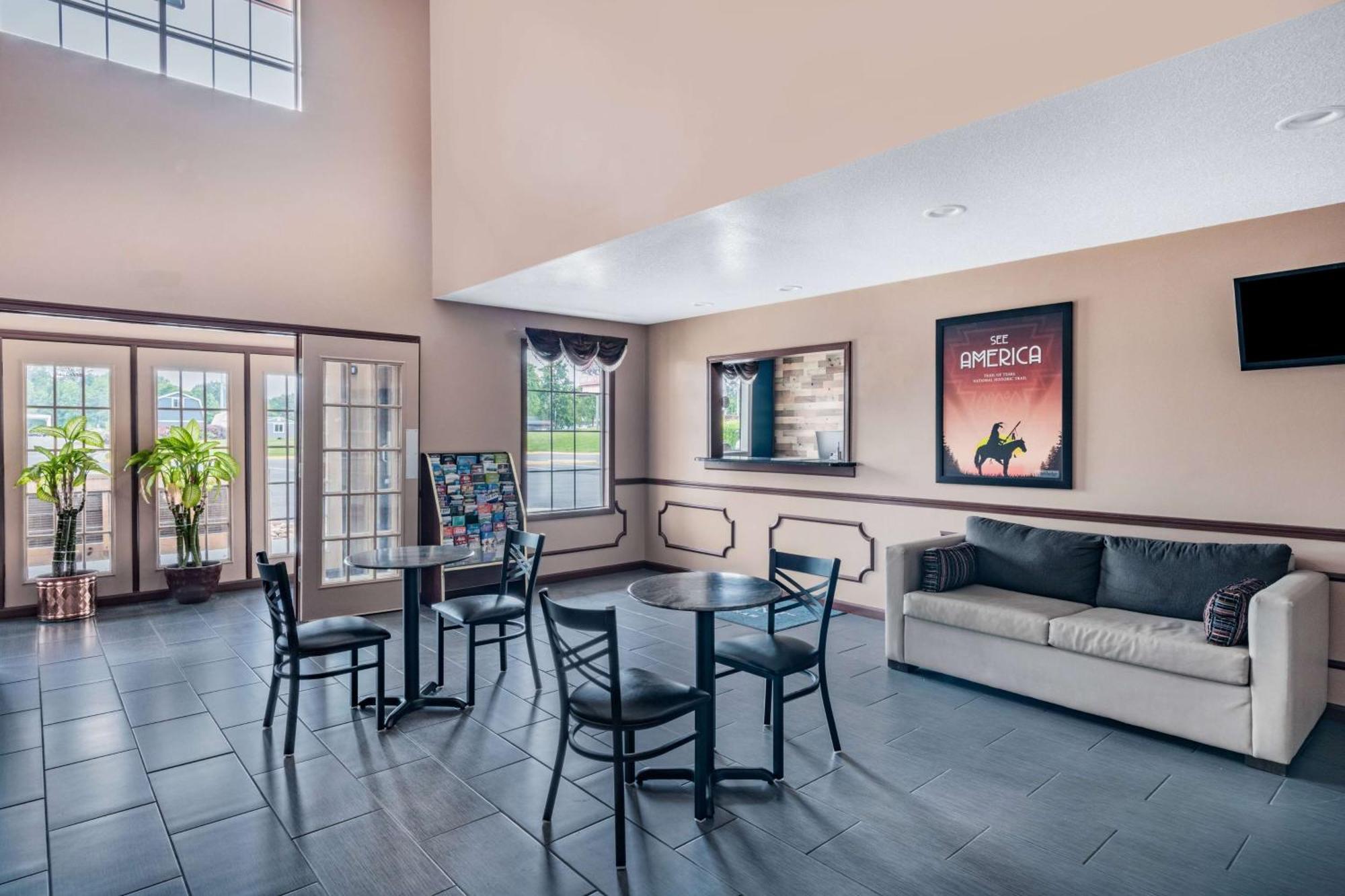 Baymont By Wyndham Commerce Ga Near Tanger Outlets Mall Buitenkant foto