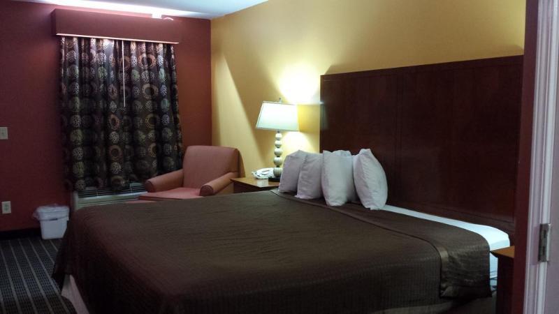 Baymont By Wyndham Commerce Ga Near Tanger Outlets Mall Buitenkant foto